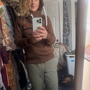 Wanakome Brown Hoodie with White Accents